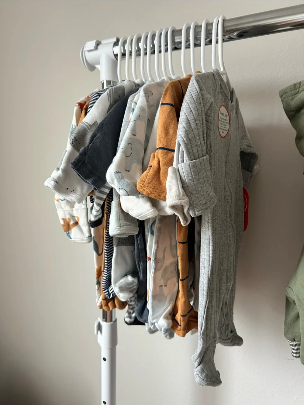 13 Newborn Baby Neutral Knit Footed Onesies Sleeper Pack
